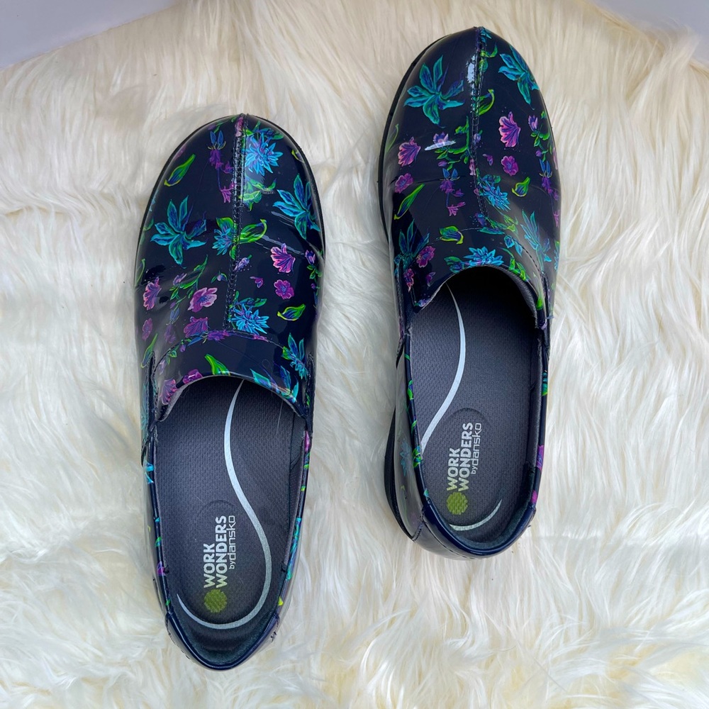 NEW Women’s Dansko Clogs, Botanical Patent, Size 39 - Picture 7 of 9